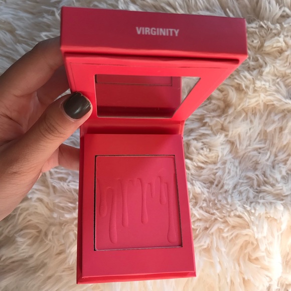 1 LEFT Virginity - Kylie Cosmetics Blush - Picture 2 of 2